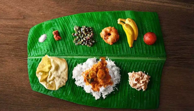 Top Benefits of Eating on Banana Leaf This Diwali