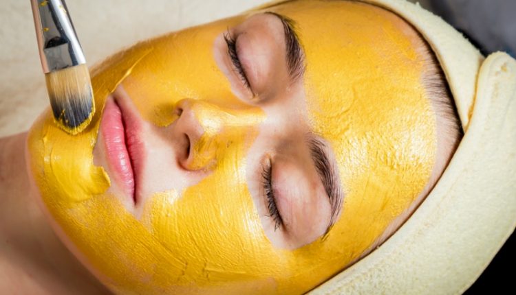 5 Beautifying DIY Mango Packs For Your Skin And Body