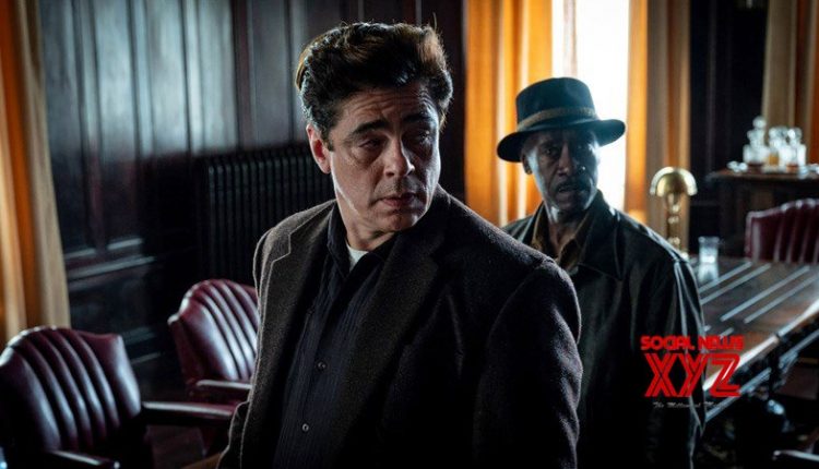 Don Cheadle And Benicio Del Toro In No Sudden Move