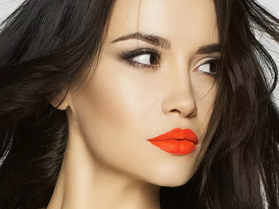 bright orange lips