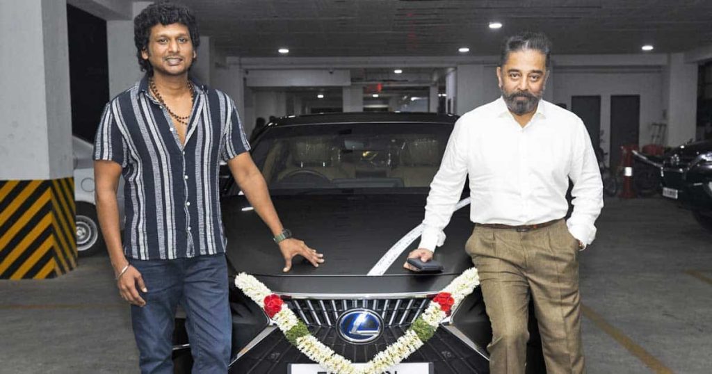 Kamal handing over the keys to a Lokesh Kanagaraj: