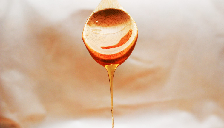 5 Ways Honey Can Enhance Your Beauty