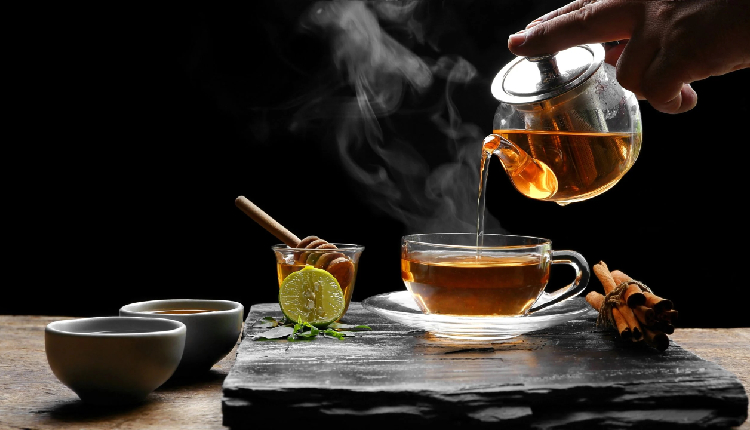 6 Benefits of Drinking Herbal Tea