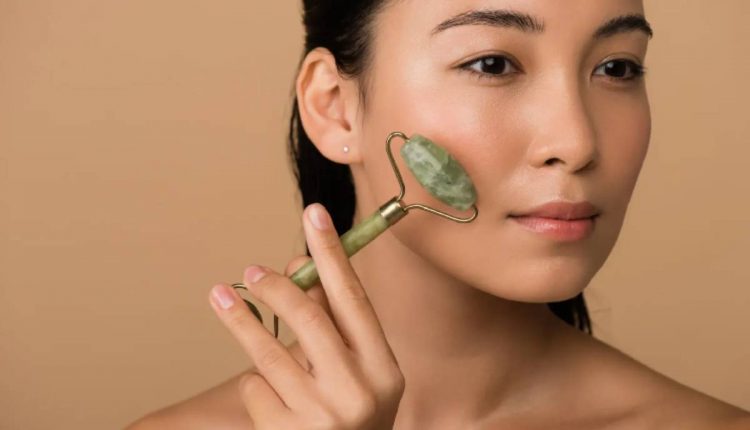 5 Face Massages To Include In Your Daily Routine