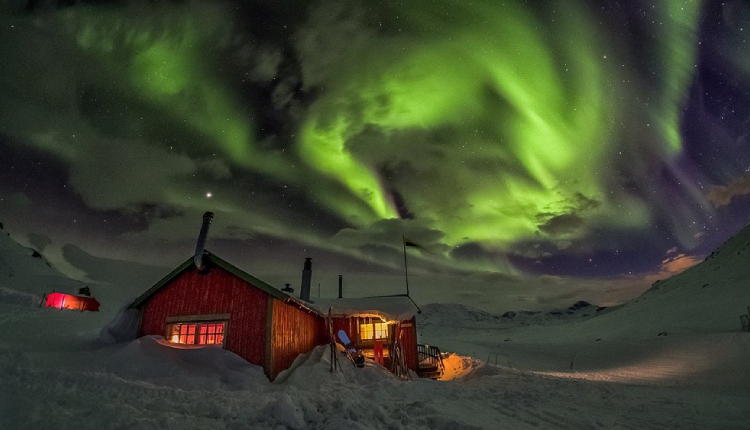 The Northern Lights, Sweden