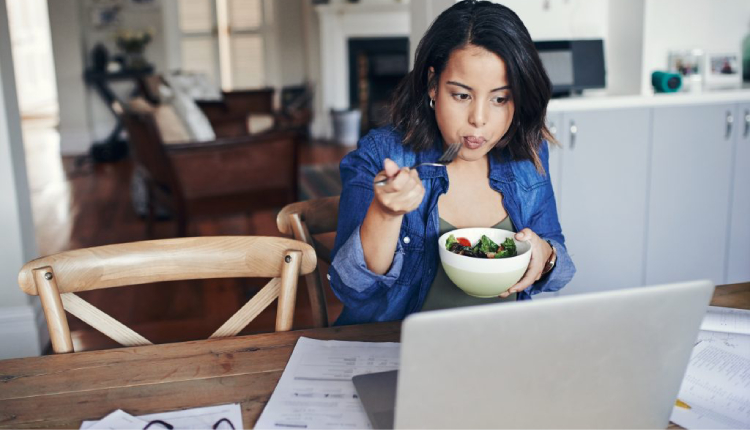 4 Tips to Avoid Overeating While Working from Home