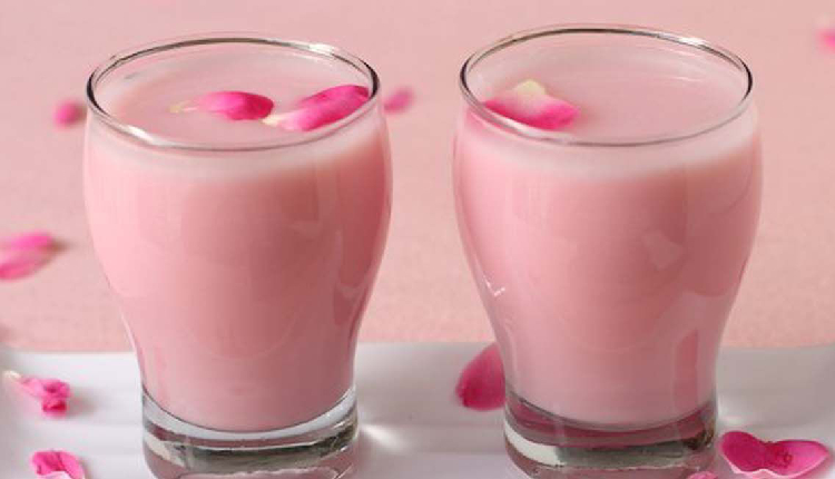 Here's what drinking rose milk during summer does for your health