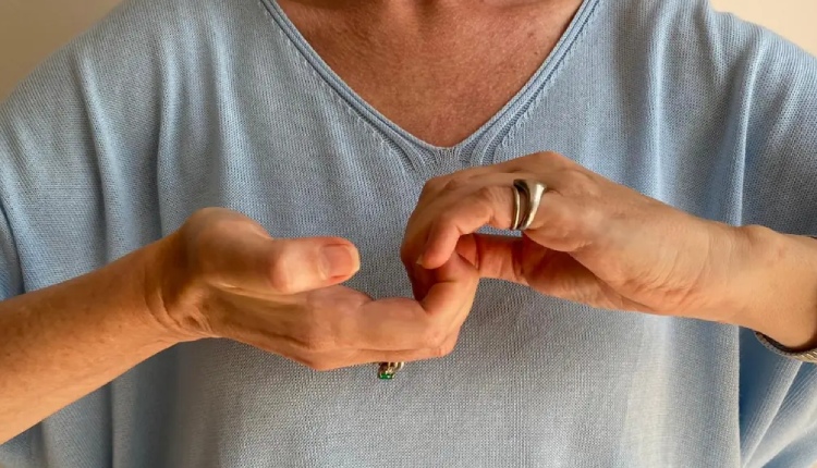 Finger Pulling Exercise