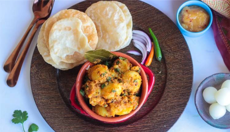 Piping Hot Luchi and Aloo Dum