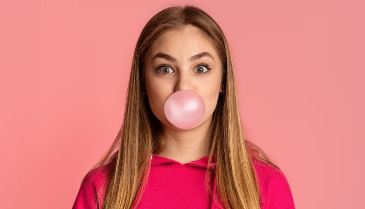 Check Out the Advantages of Chewing Gum