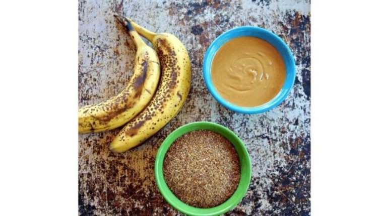 Bananas and Flax seeds 