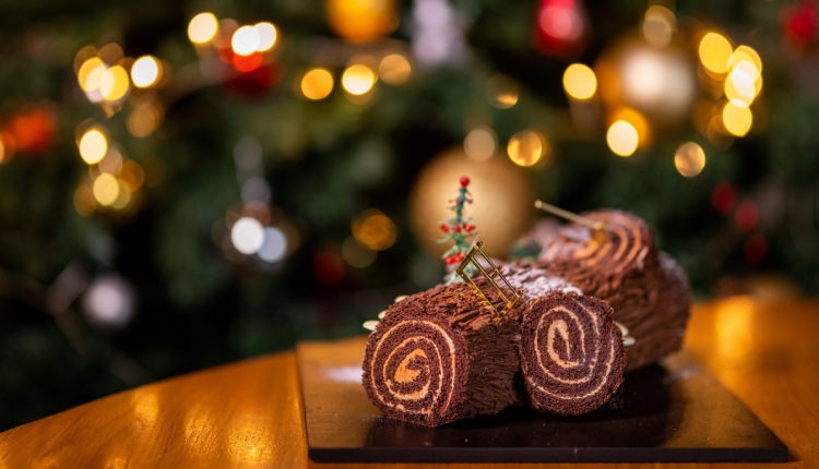 Experience the Ultimate Festive Indulgence with Renaissance Bengaluru Race Course Hotel's Christmas Goodies