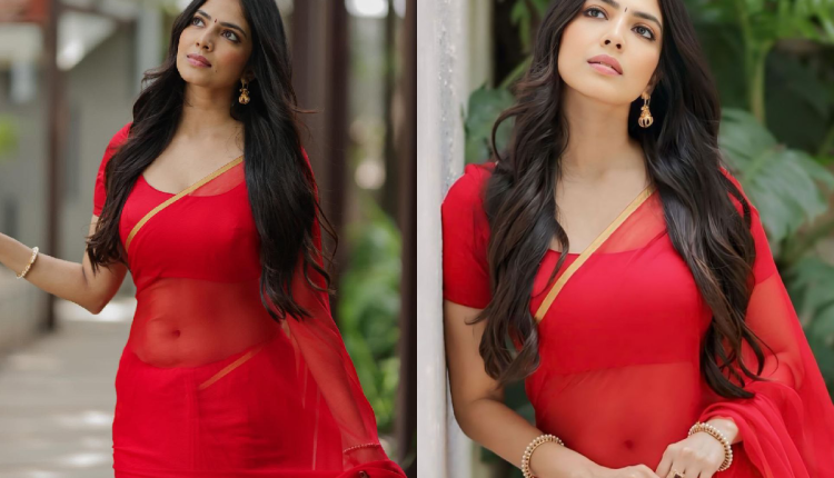 Red Saree Elegance
