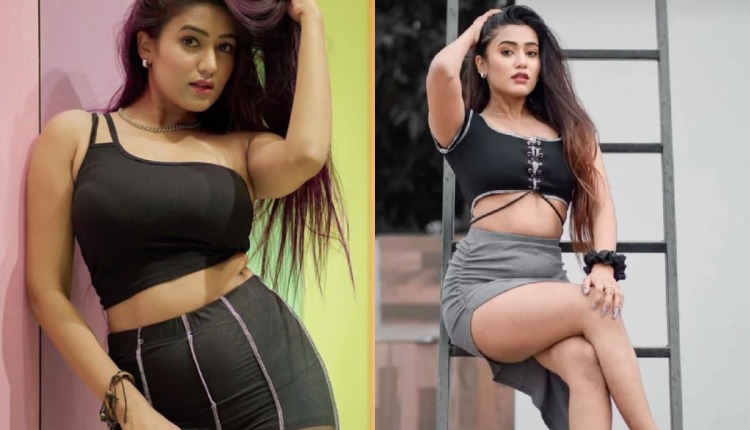 Black Crop Tops